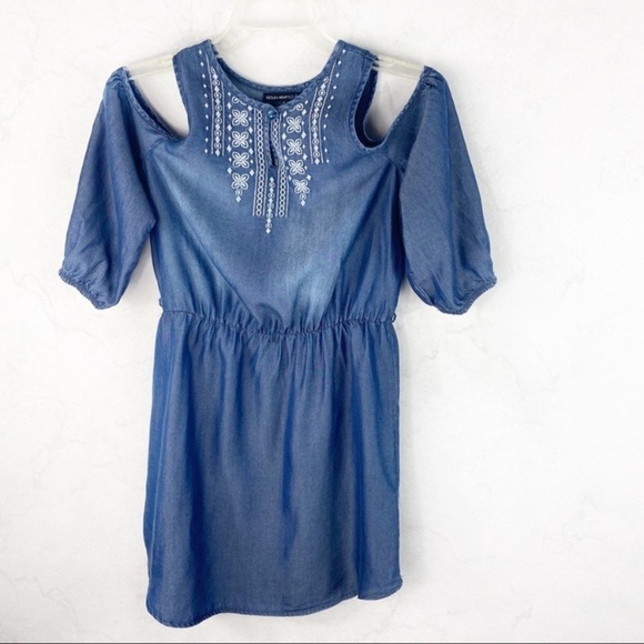 [Sequin Hearts] Blue Cold Shoulder Dress - Picture 1 of 3